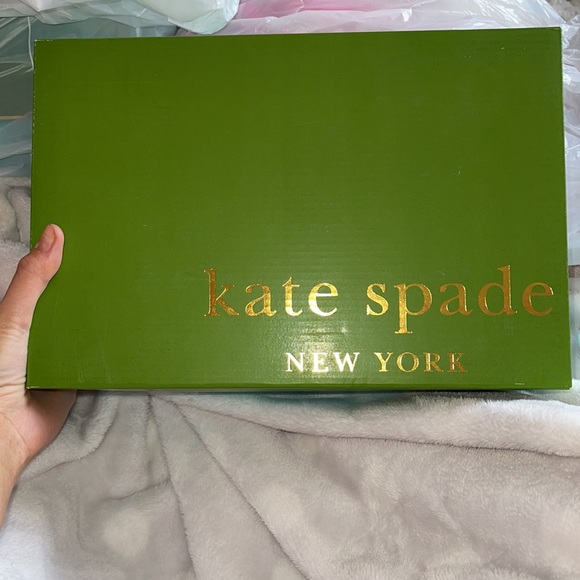 Kate spade Aaron sneakers brand new in box - Picture 7 of 8